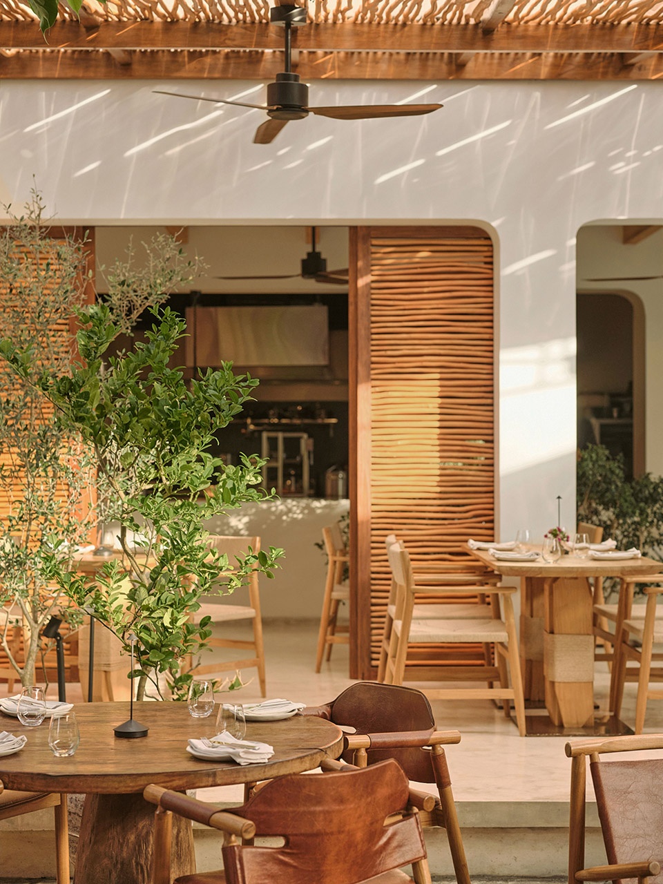 avli restaurant by da bureau