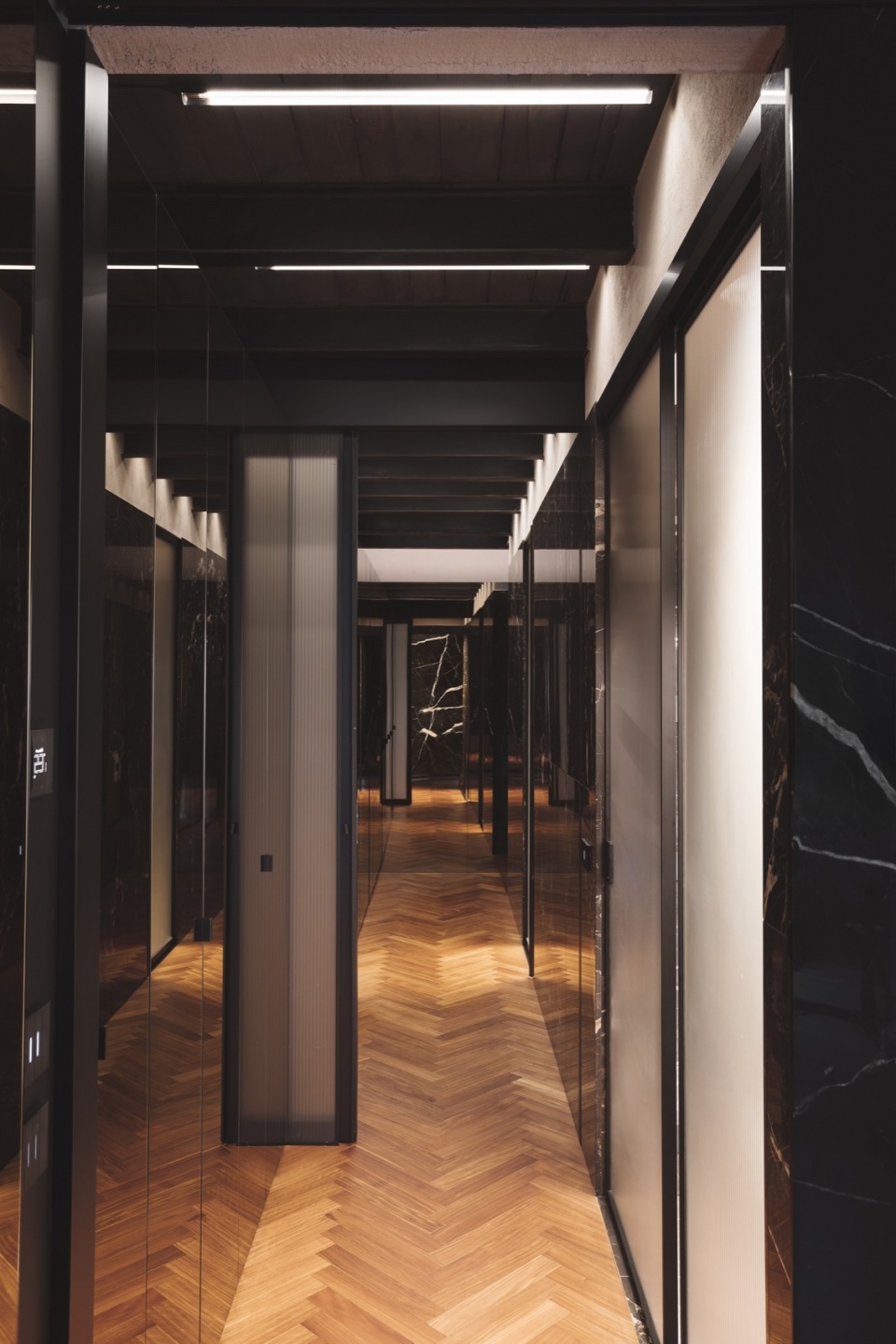 attic ll by depaolidefranceschibaldan architetti tsr