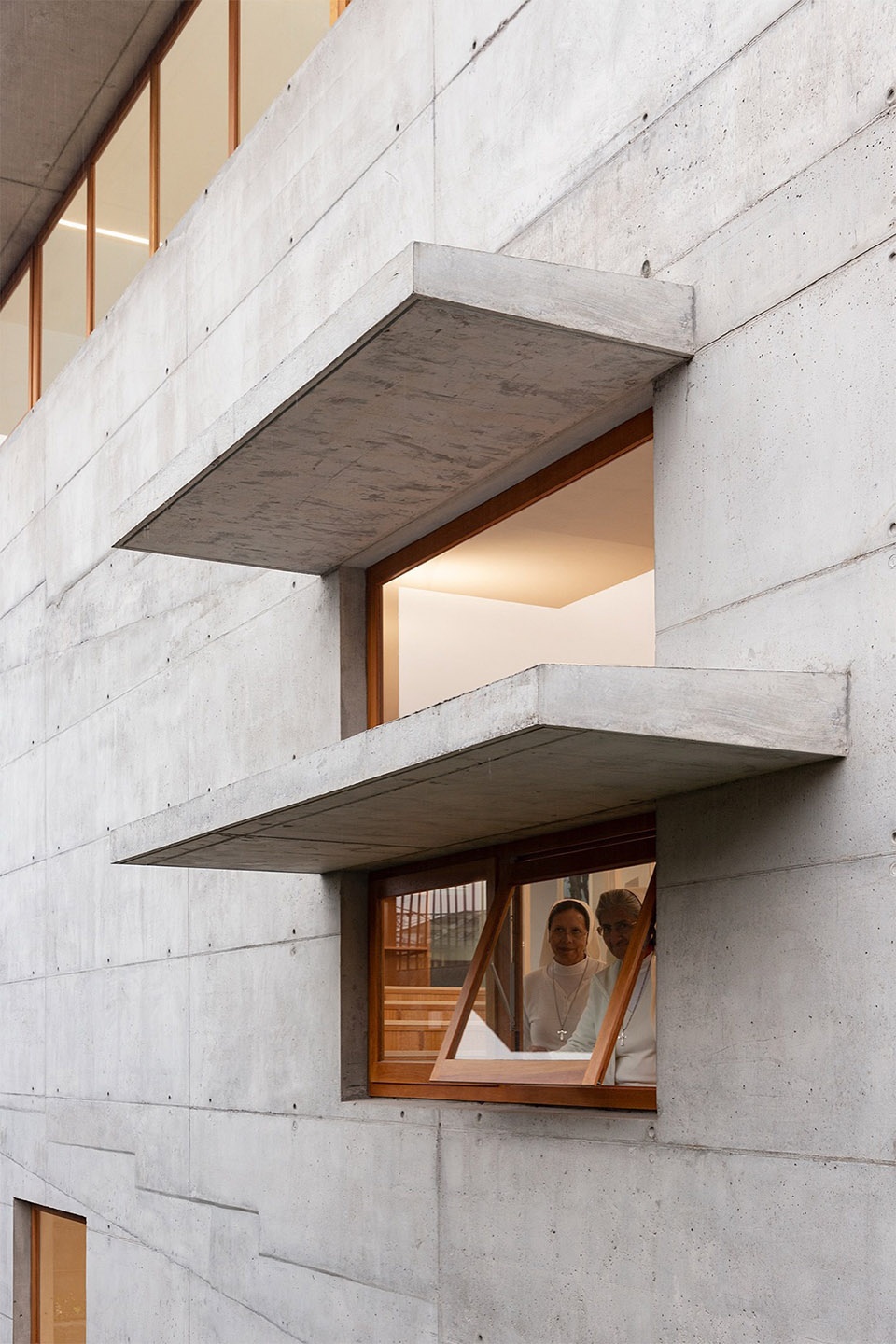 Arts Building Cardinal Spellman Salesian Bilingual School by STUDIO BLUR