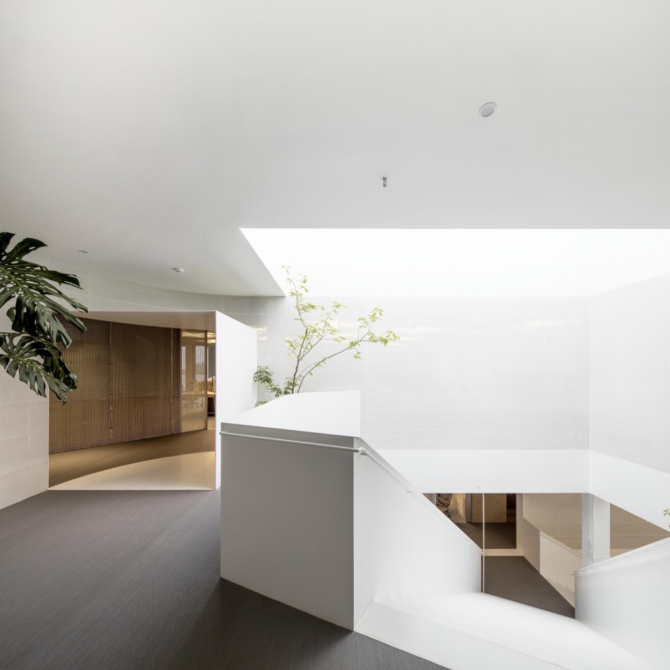 MORE Office Renovation by TAOA