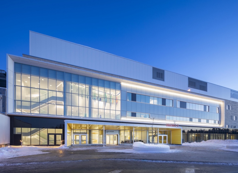 a new mother child and emergency centre in sherbrooke offers a reimagined hospital experience by jodoin lamarre pratte yelle maille equip...
