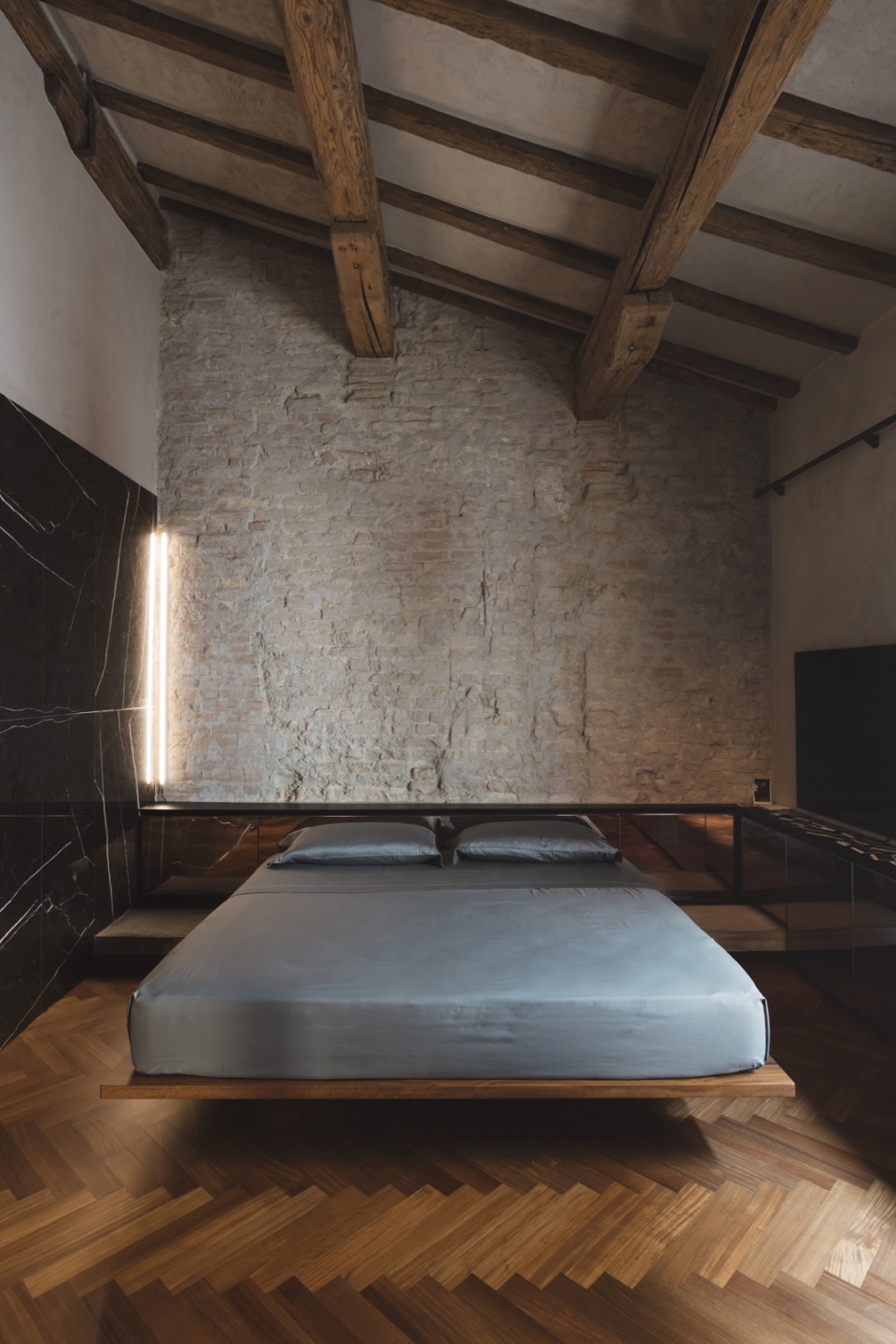 attic ll by depaolidefranceschibaldan architetti cpb