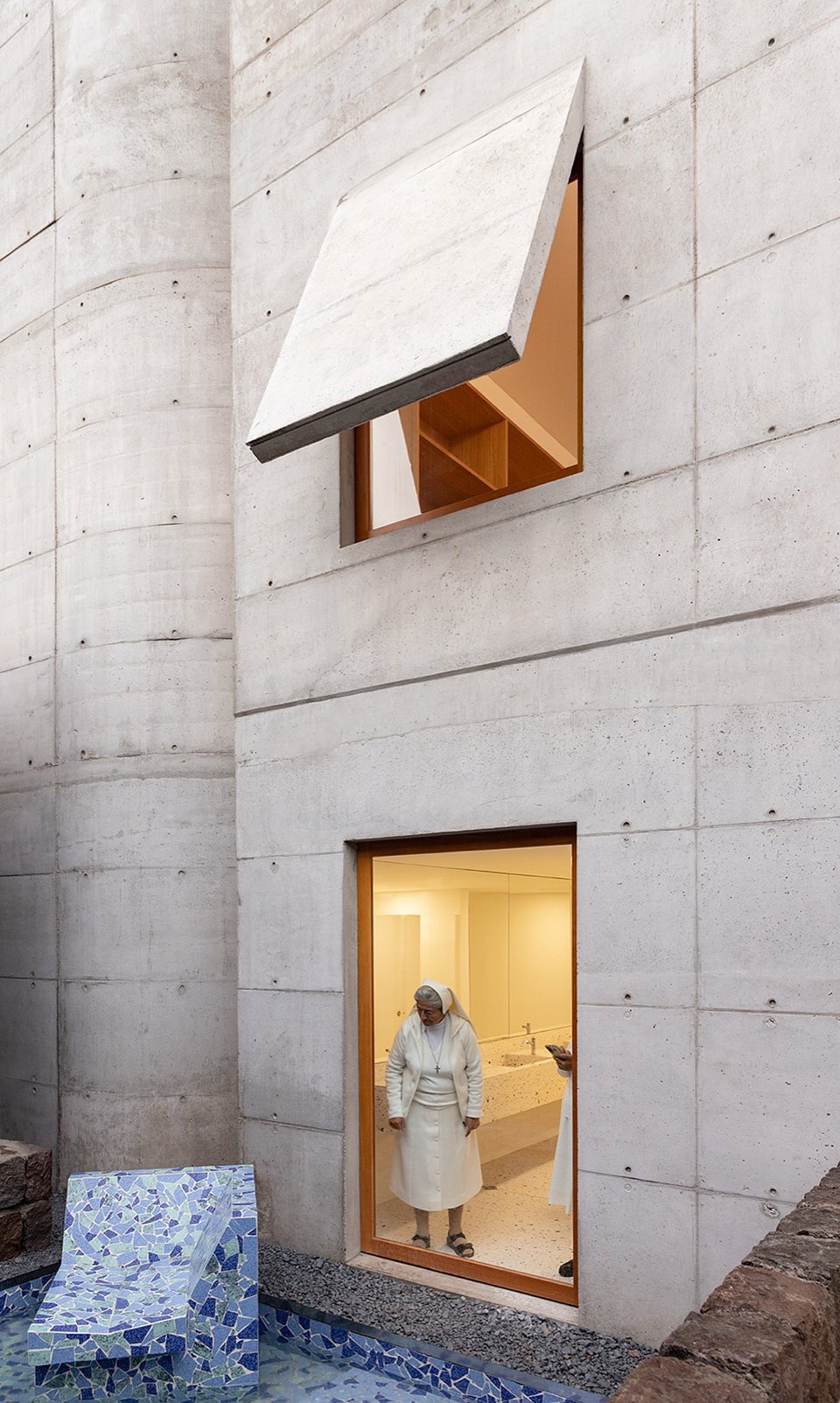 Arts Building Cardinal Spellman Salesian Bilingual School by STUDIO BLUR