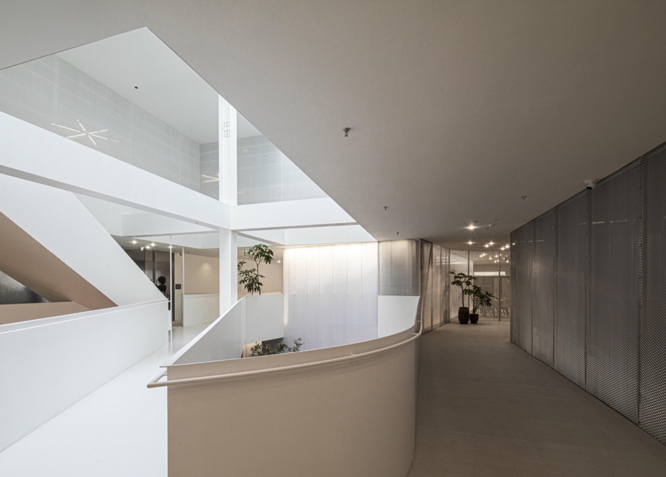 MORE Office Renovation by TAOA