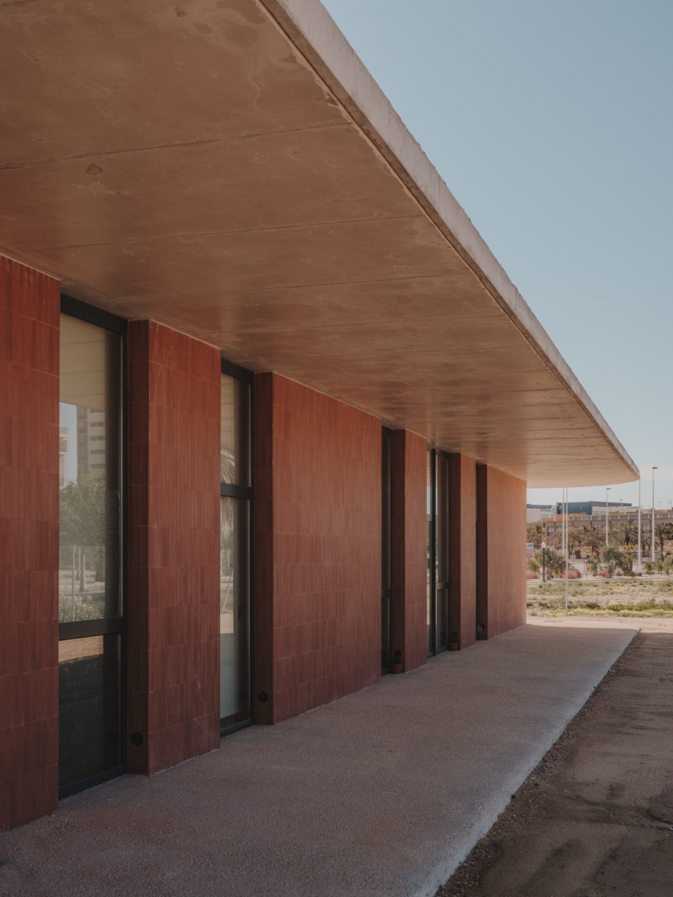elche neurodevelopment institute phase 1 by arn architects