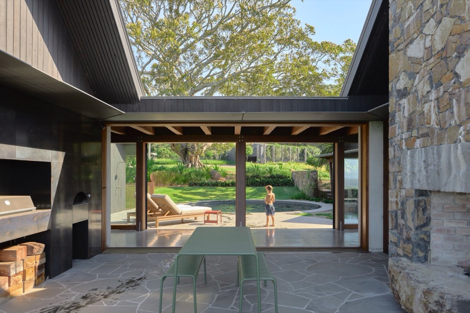 Saddleback Mountain House by Casey Brown Architecture