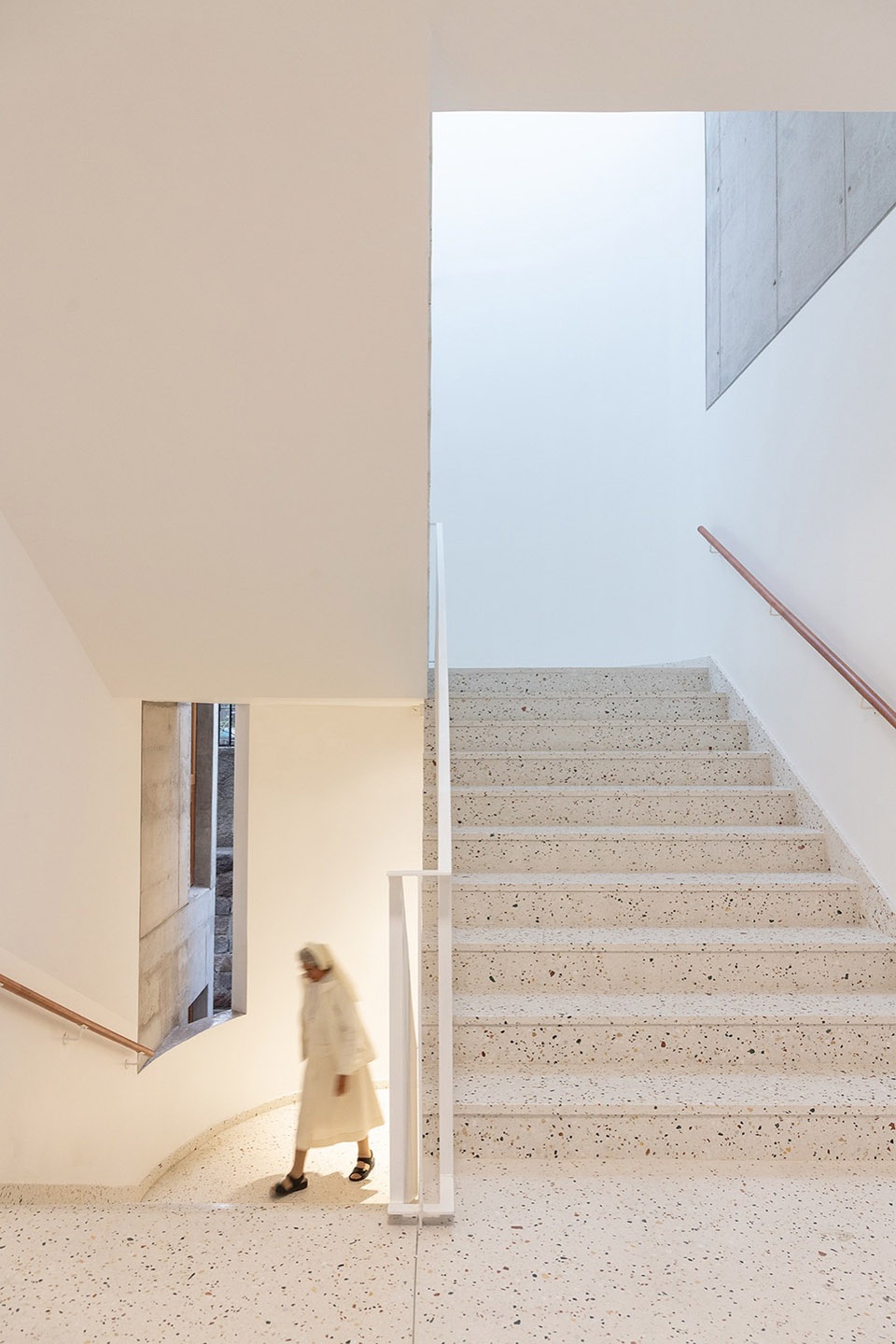 Arts Building Cardinal Spellman Salesian Bilingual School by STUDIO BLUR