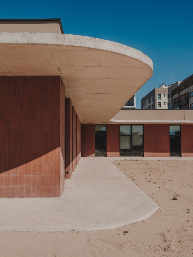 elche neurodevelopment institute phase 1 by arn architects