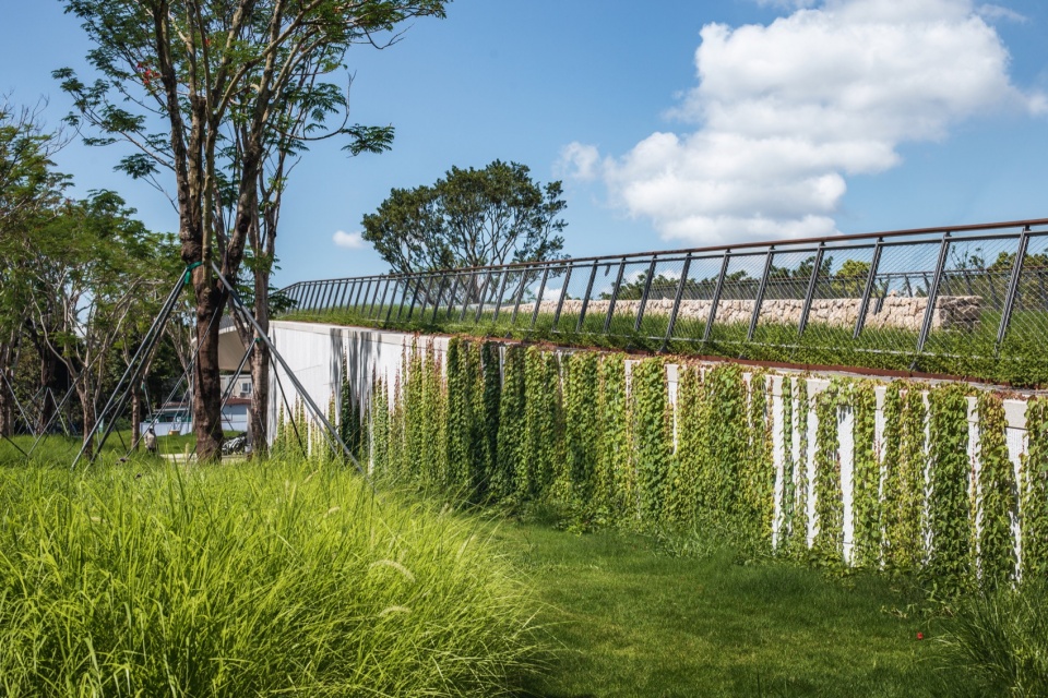 Breeze Pavilion