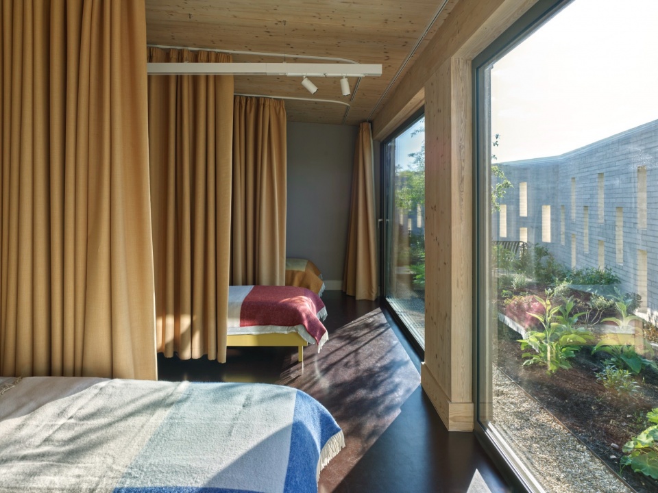 St Raphael s at Mayfield by Adam Richards Architects