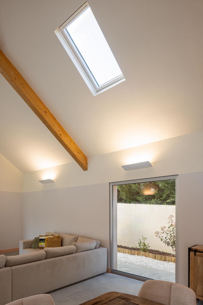 casa do alpendre by vasco burnay arquitectura