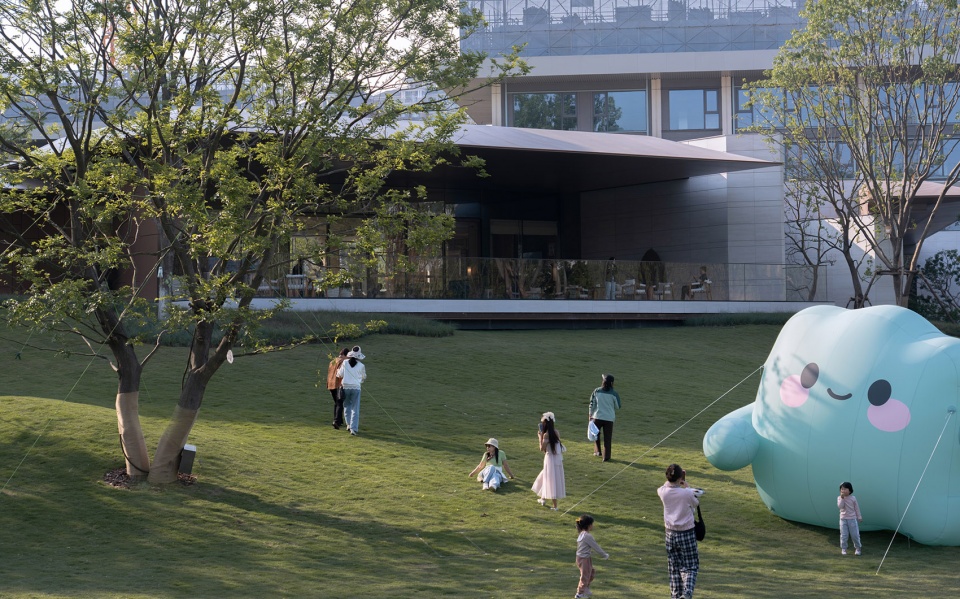 commercial renewal of guanggu runjing park by wtd group atelier dachuan