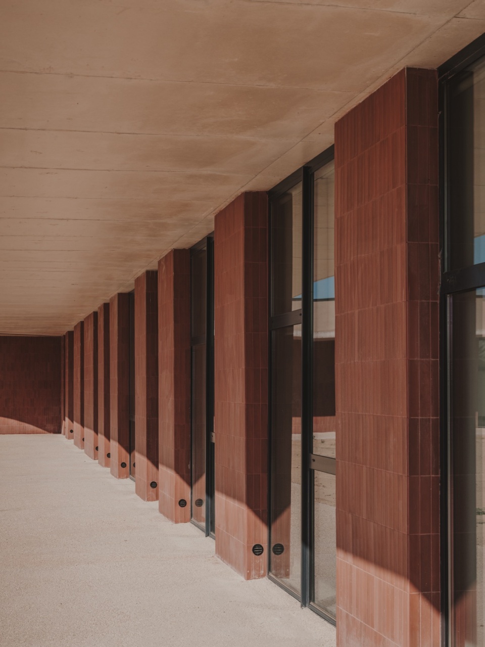 elche neurodevelopment institute phase 1 by arn architects
