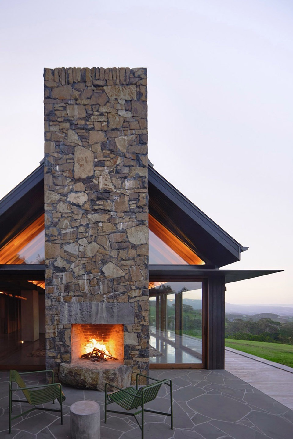 Saddleback Mountain House by Casey Brown Architecture 960x1344 icm