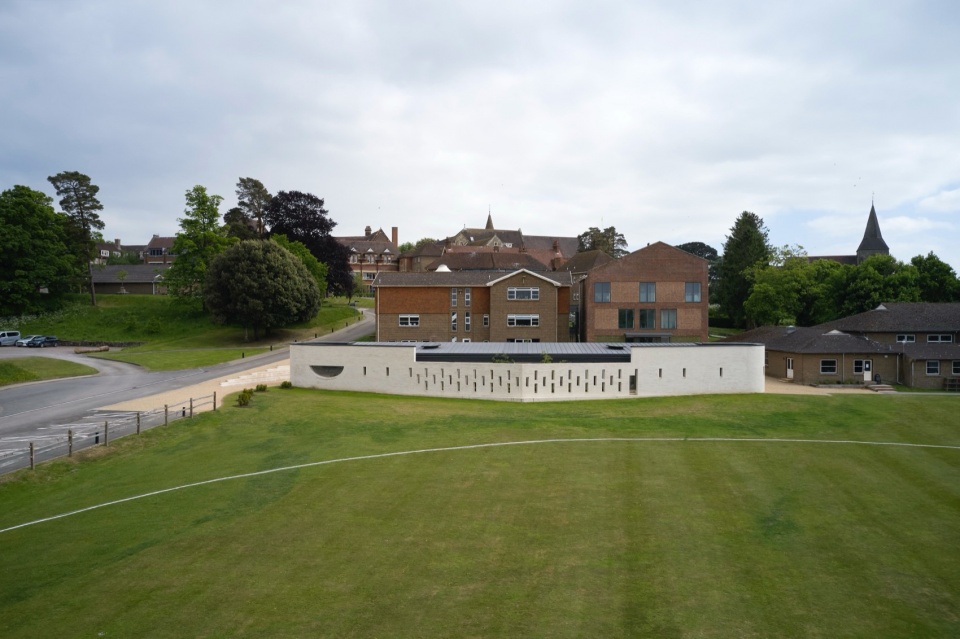St Raphael s at Mayfield by Adam Richards Architects