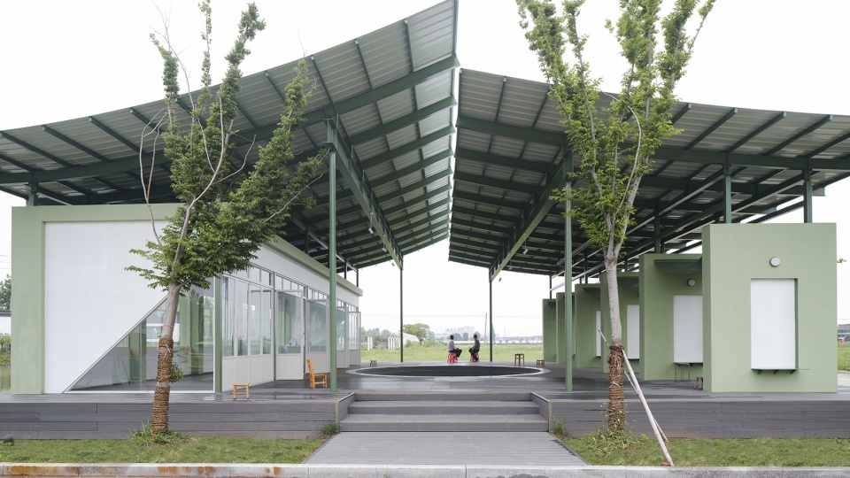 yangzhou baoying grape classroom by atelier anonymous