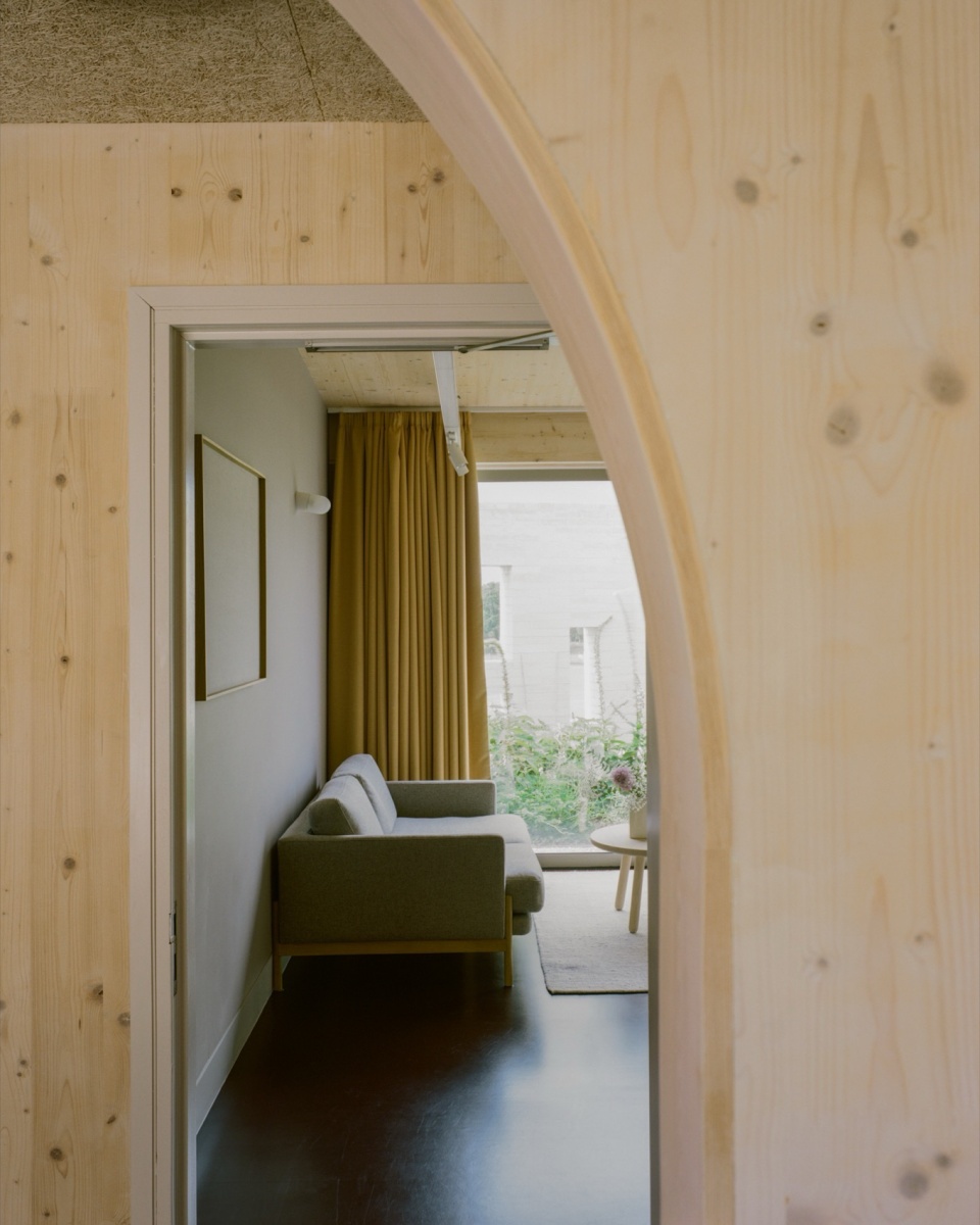 St Raphael s at Mayfield by Adam Richards Architects