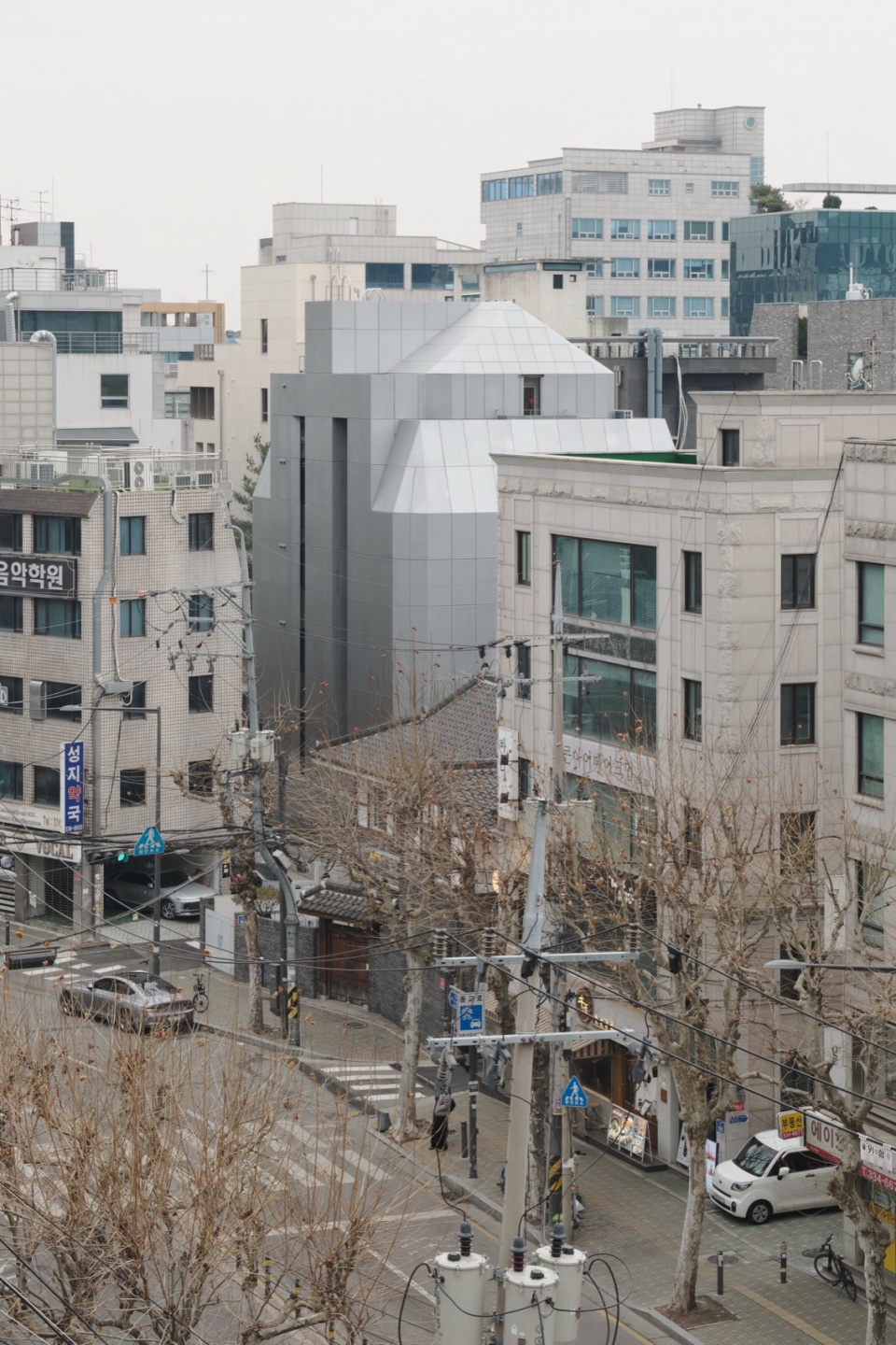 3D Building by FHHH friends