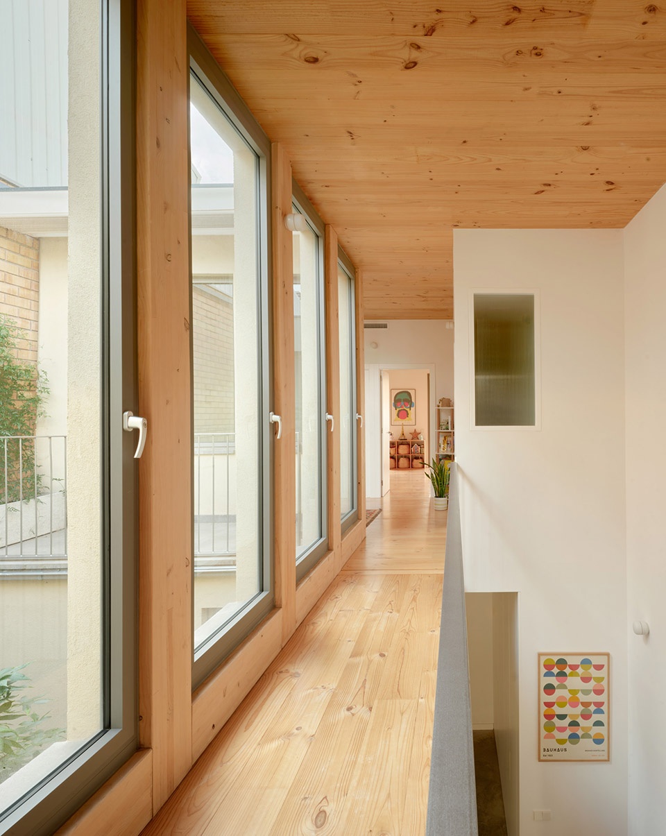 117bof a house to live around a tree by vallribera noray arquitectes
