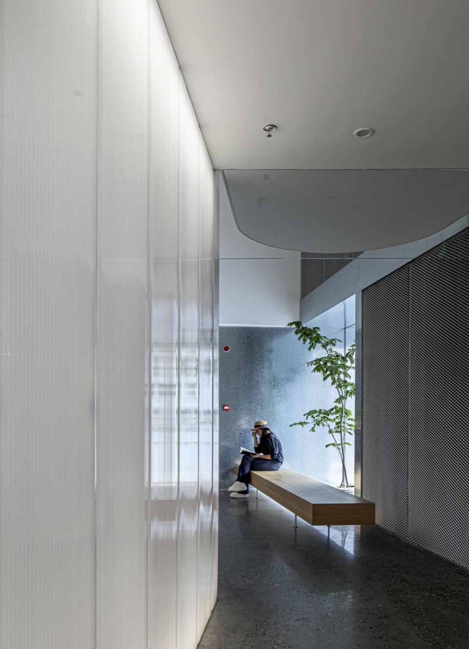 MORE Office Renovation by TAOA