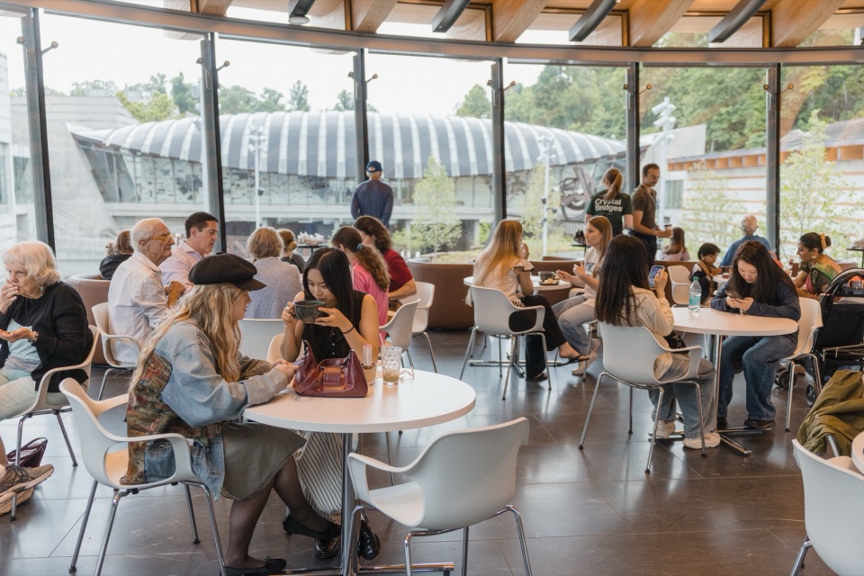 Crystal Bridges Expansion by Safdie Architects