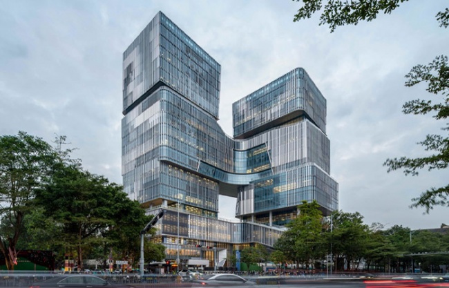 Luohu Library and Youth Activity Center by HHD Shenzhen Huahui Design +  iDEA Design Studio