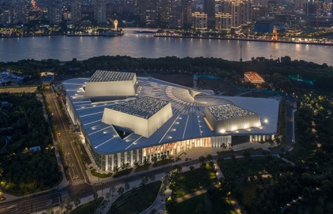 上海大歌剧院，中国 / Snøhetta