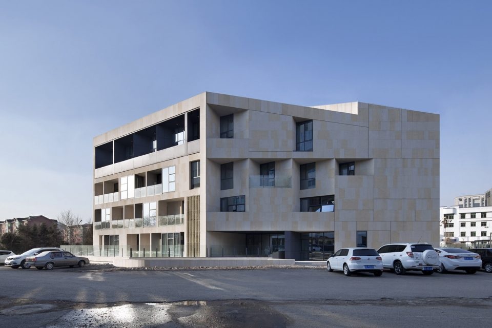 Cultural and Artistic Center in Benxi China by TAOA 960x640