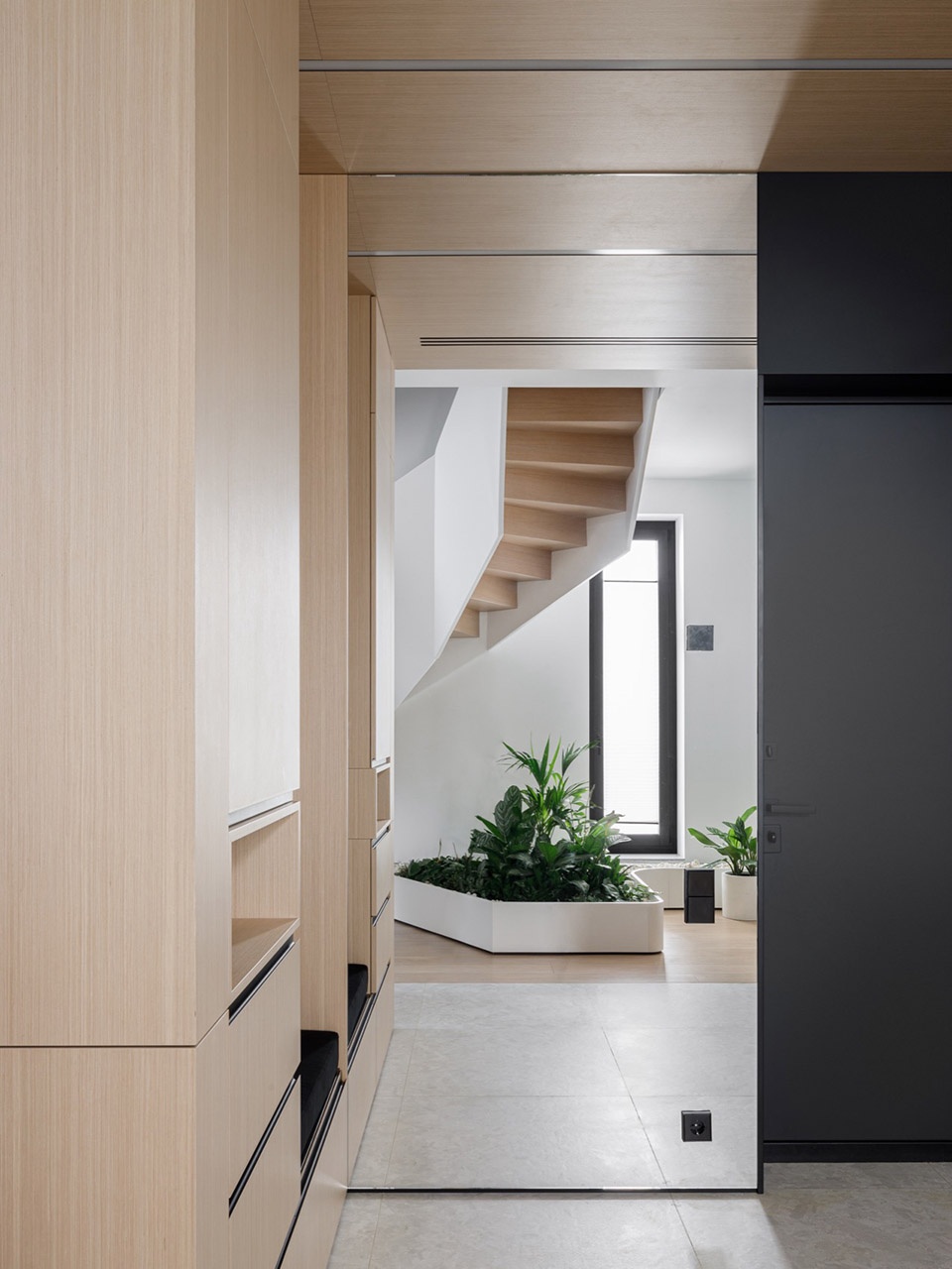 Manifest of Digital Aesthetics in a Residential Interior