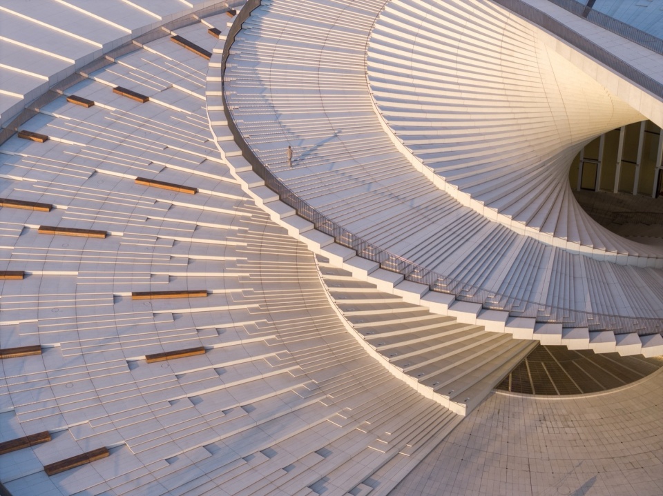 Shanghai Grand Opera House by Snohetta