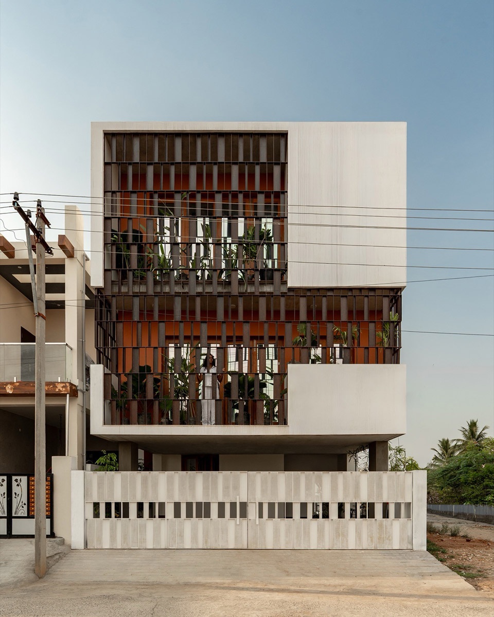 Splitscape Residence by SpaceDNA