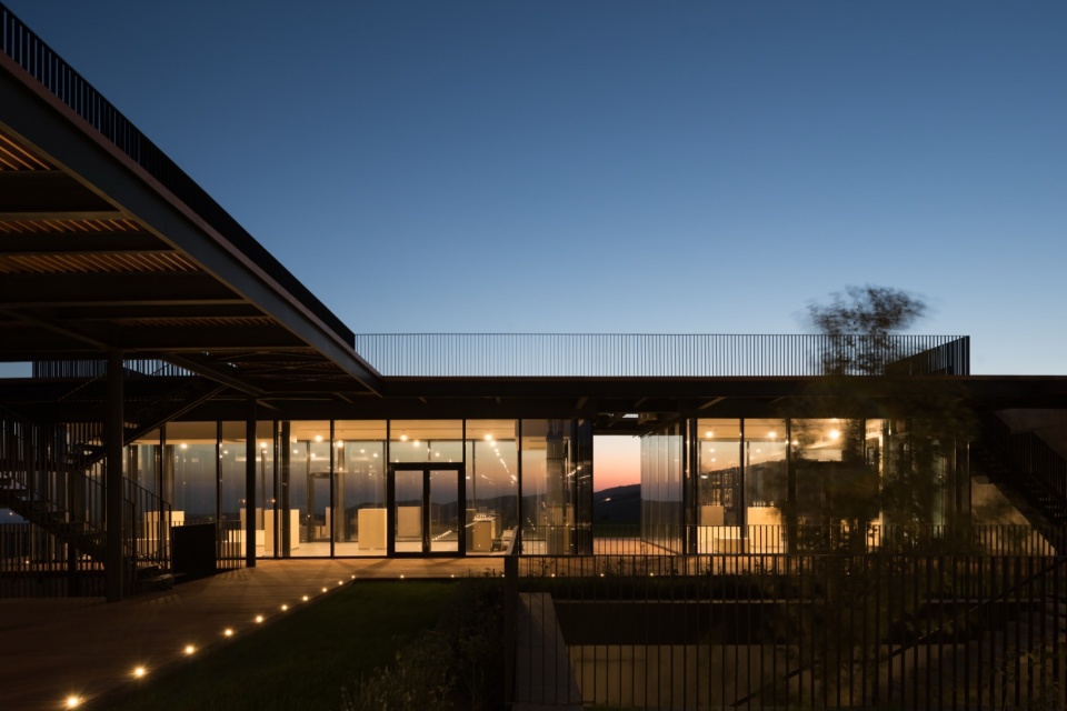 gai kodzor winery by kleinewelt architekten