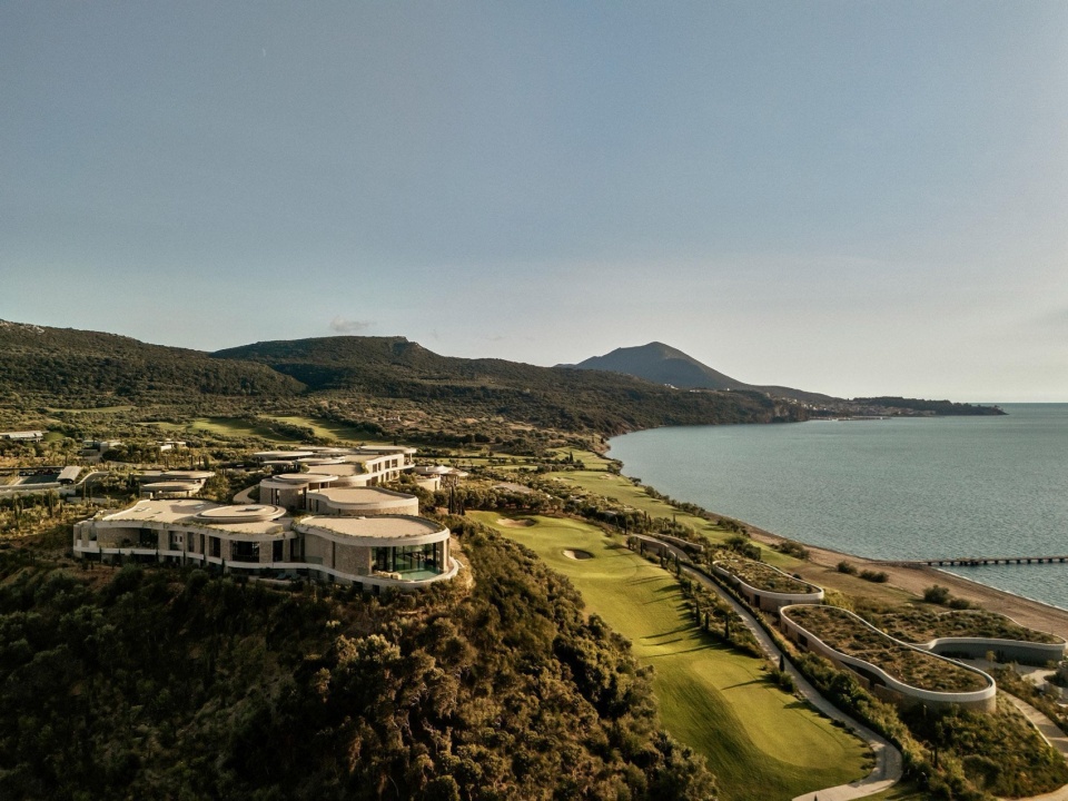 mandarin oriental costa navarino by alexandros n tombazis associates architects s a k studio