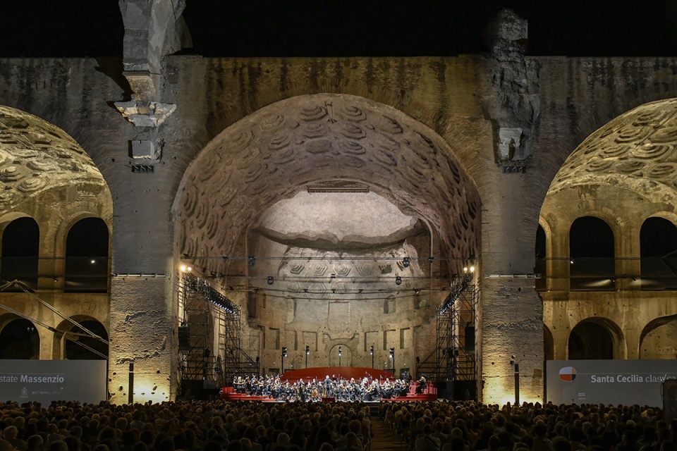 basilica di massenzio new temporary installation by alvisi kirimoto