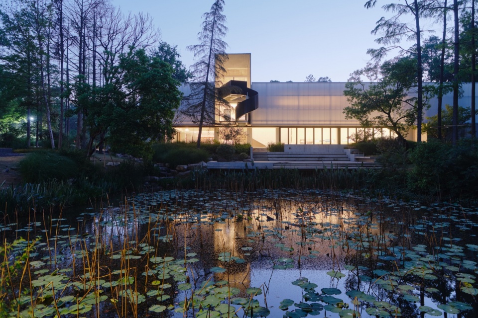 light box courtyard by hangzhou local architectural design studio