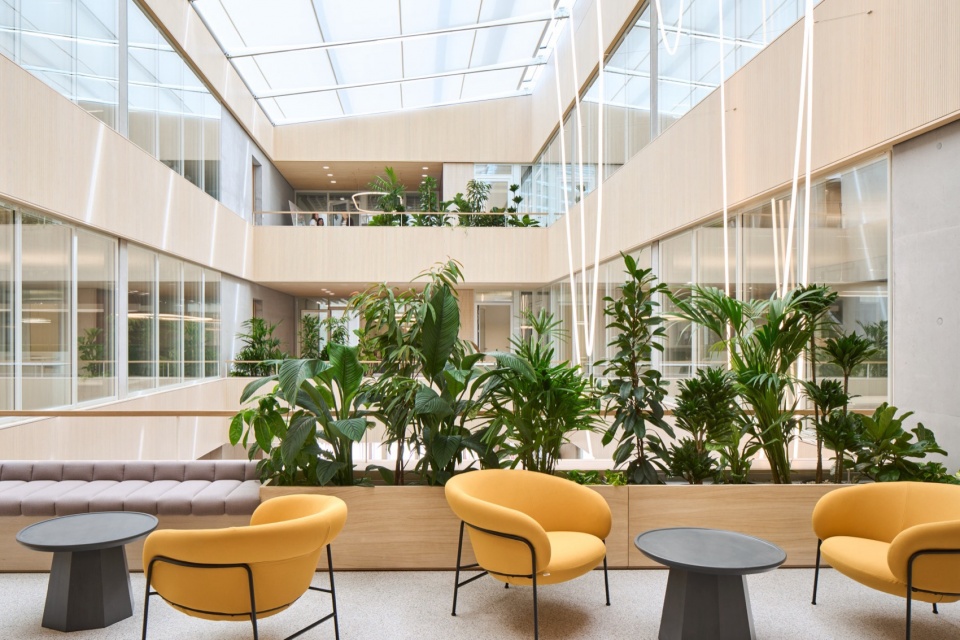 FUNDERA Business Forum by Ippolito Fleitz Group