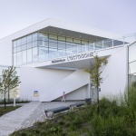 Expansion of Bibliothèque L’Octogone by Anne Carrier Architecte