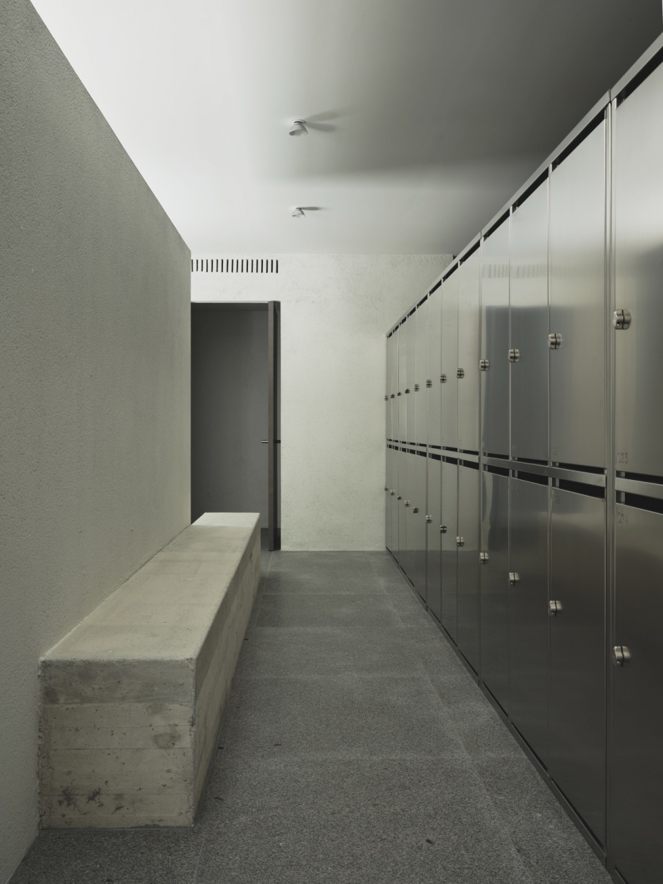 industrial changing rooms by ortega diago