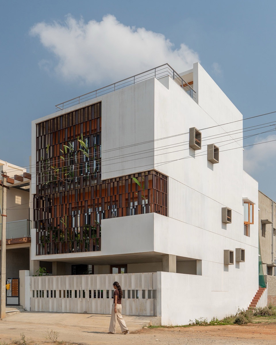 Splitscape Residence by SpaceDNA