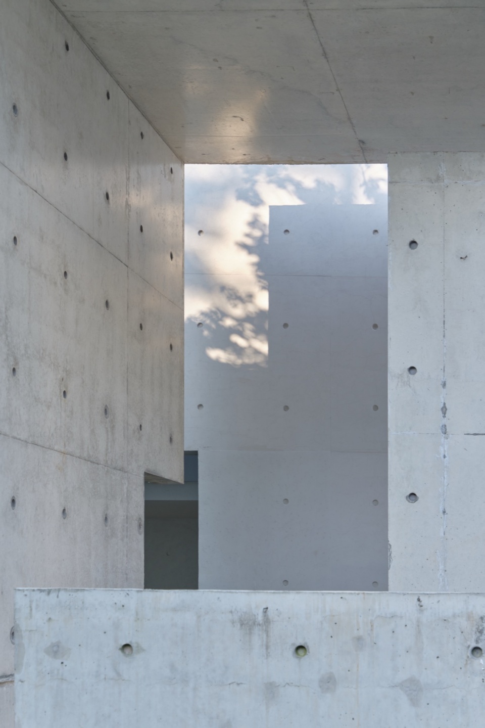light box courtyard by hangzhou local architectural design studio