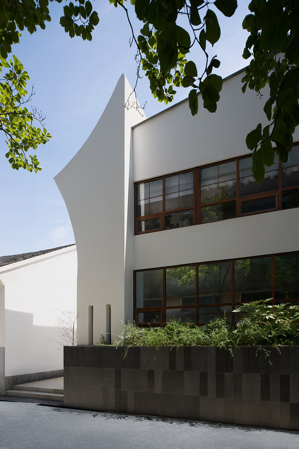 the coworking space by wumichi architects