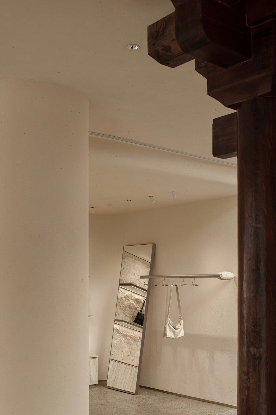 BAMPO Beijing Wudaoying Flagship Store