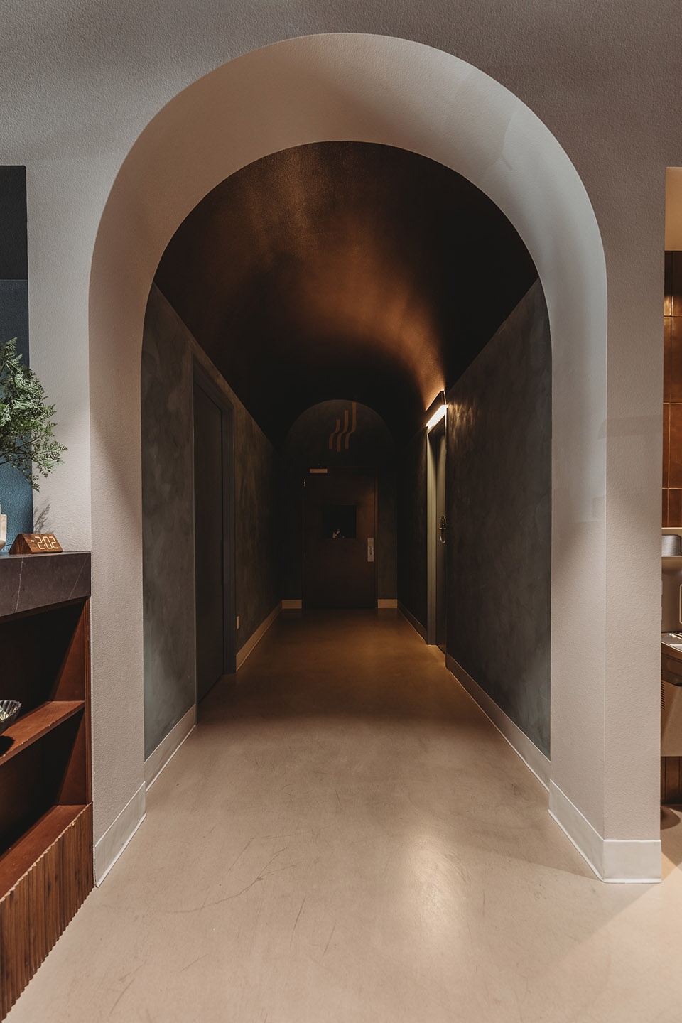 setthetone project by dezirae bruni interiors