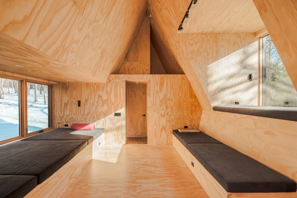 Woods Retreat by BE Design