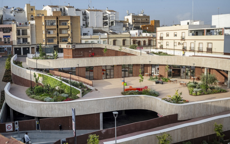 alcala de guadaira youth centre by felipe retuerto dunar arquitectos