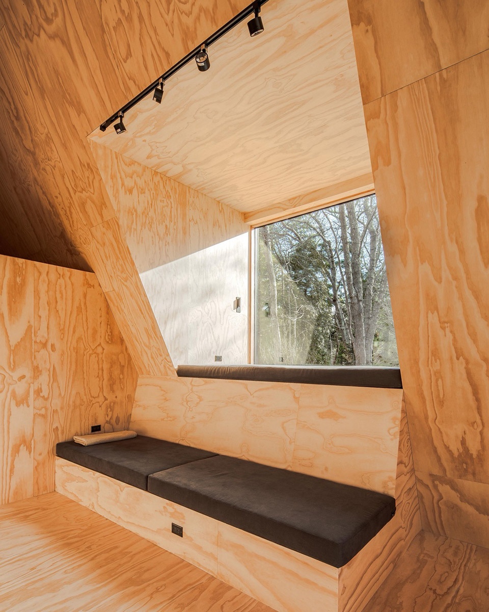 Woods Retreat by BE Design