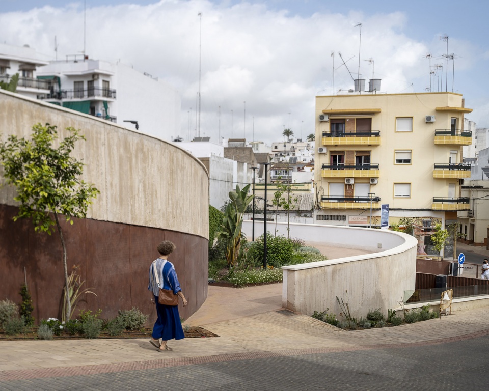 alcala de guadaira youth centre by felipe retuerto dunar arquitectos