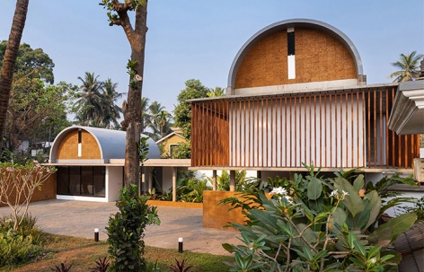The Stoic Wall住宅，印度 / LIJO.RENY.architects
