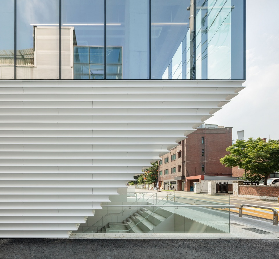 Hajeong Artplex by NOTNOT Architects