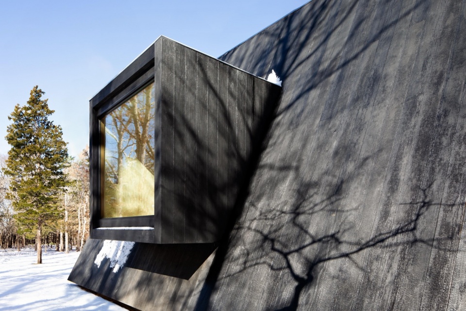 Woods Retreat by BE Design